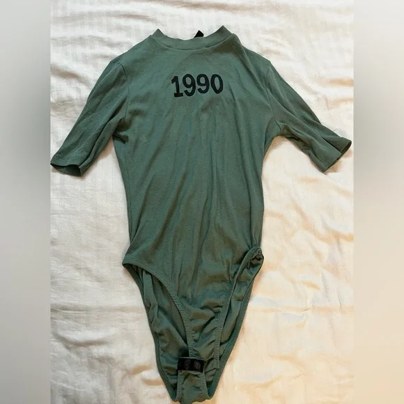 H&M Bodysuit - Picture 4 of 6